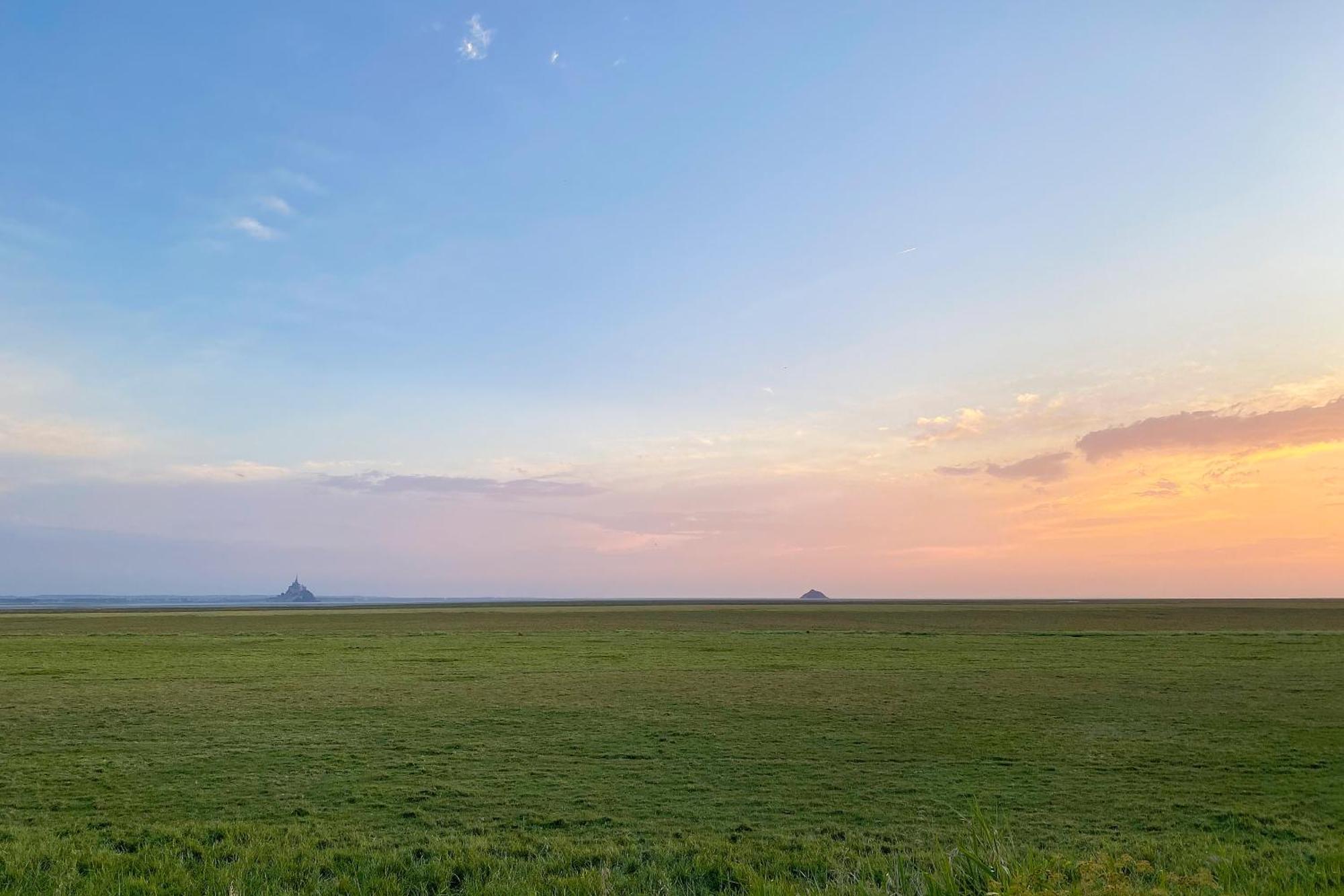 Entre Mont St Michel Et Merveille Vains Екстериор снимка